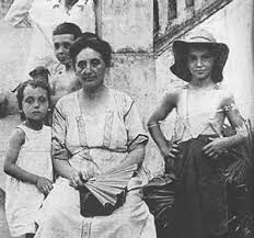 Marguerite Duras, photo de l'enfance 