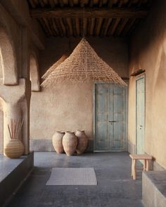 Un oiseau noir en littérature