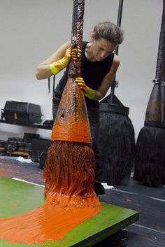 Un oiseau noir en littérature