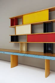 Un oiseau noir en littérature